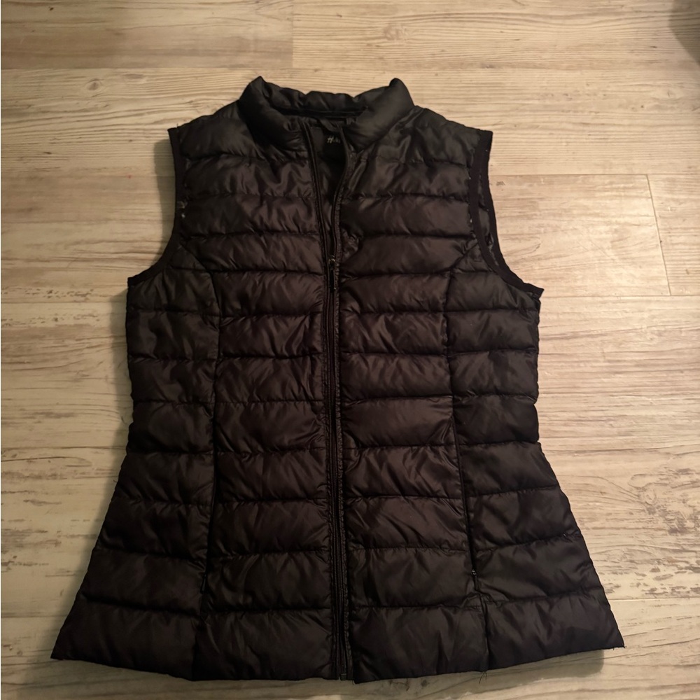 H&M Black Puffer Vest